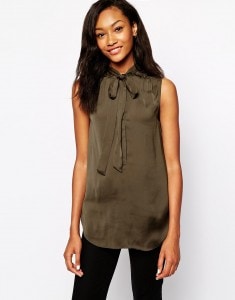 Warehouse - Chemisier à nœud lavallière 13,49€ en soldes (Asos)